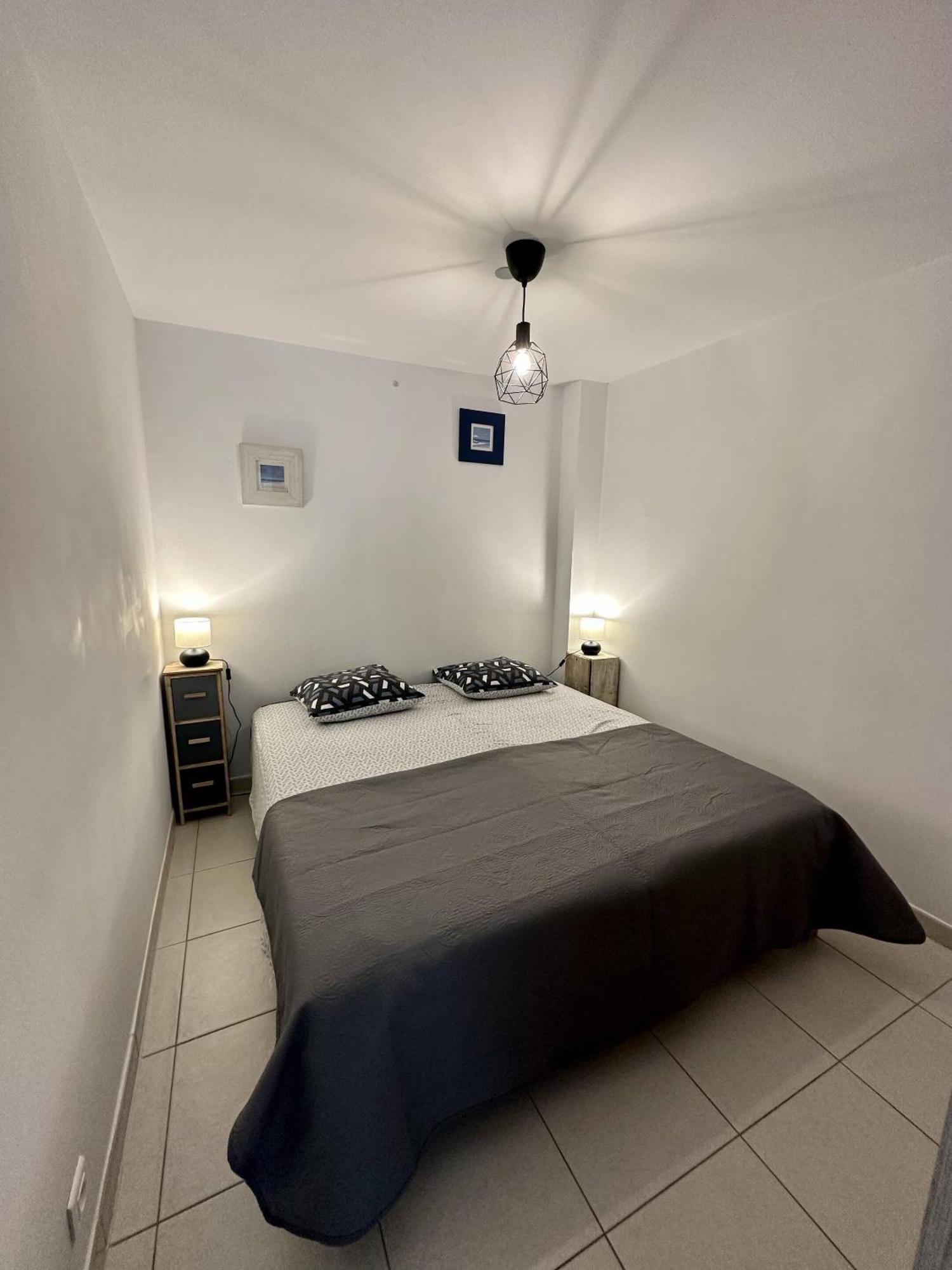 Clos De La Noria Pont-Saint-Esprit Habitación foto